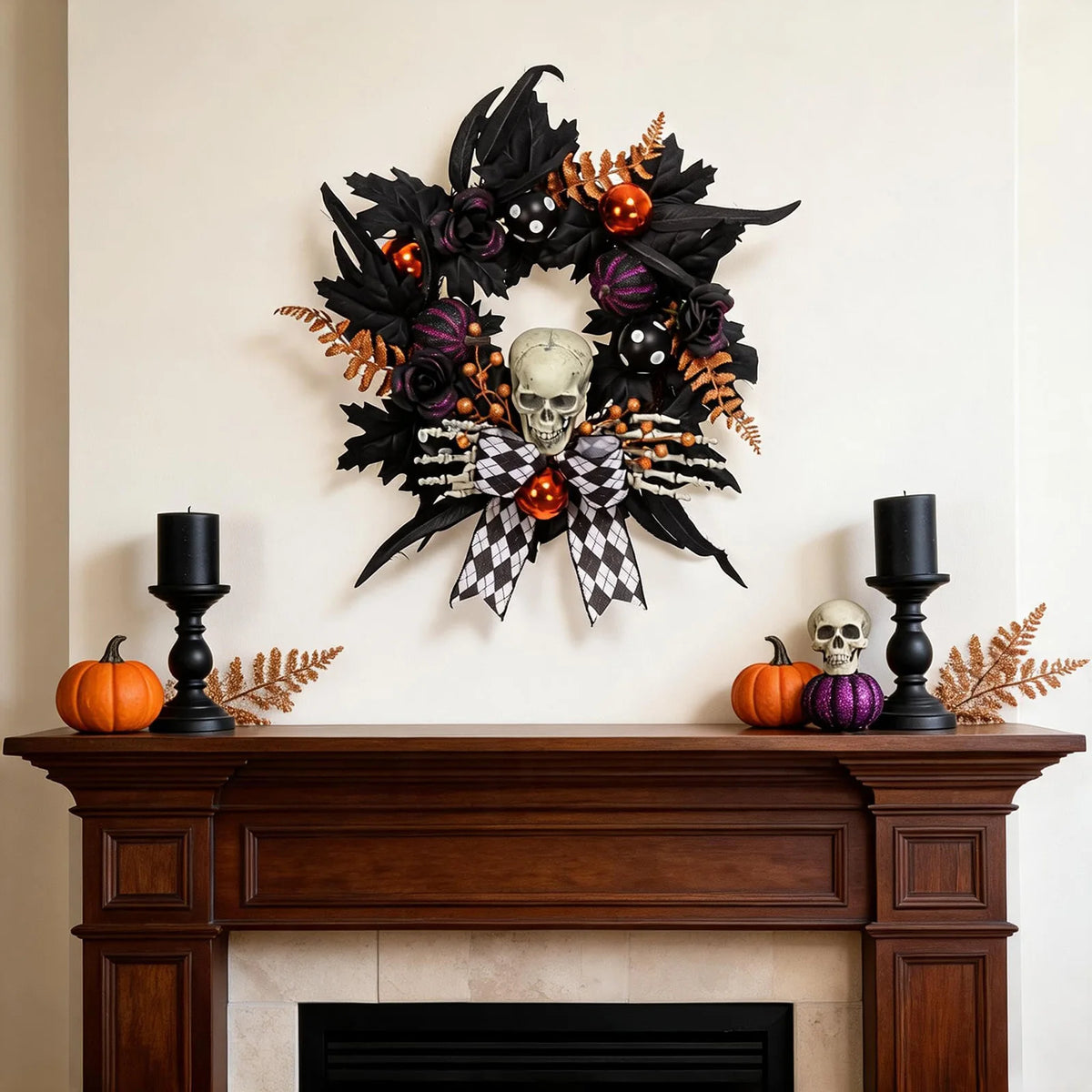 HiMISS Gothic Halloween Skeleton Wreath With Skull Hands